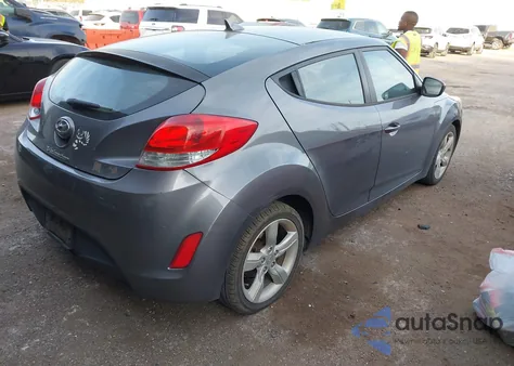 2013 Hyundai Veloster Base W/Black z USA, uszkodzony, nr VIN KMHTC6AD7DU117545